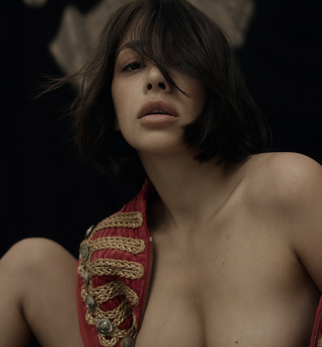 Olivia Linz | Art Nude Model (@oliviaalinz) on Twitter photo 