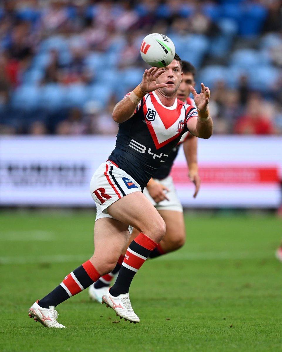 Half down, half to go 🤝<a href="/sydneyroosters/">Sydney Roosters 🐓</a> #NRLRoostersTitans