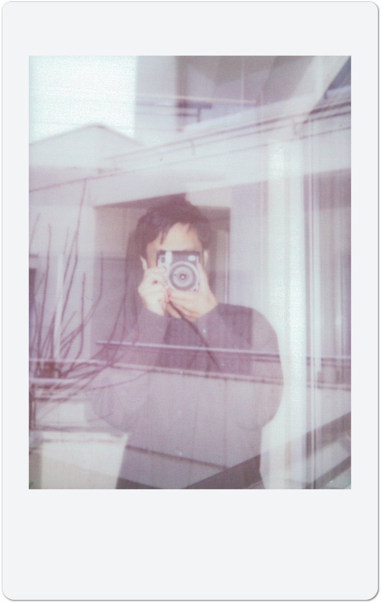 omochiningen_'s tweet photo. ___New_Interview___
⁽⁽ଘ( ⛄️)ଓ⁾⁾ @fujifilmjp_ck
雪の降る日
奇妙礼太郎さんと
Intax mini99を使って
お互いを撮り合いました
https://t.co/MvqdtD0nLp
#チェキ #intax #intaxmini99 #pr https://t.co/sF0Lp6abgk