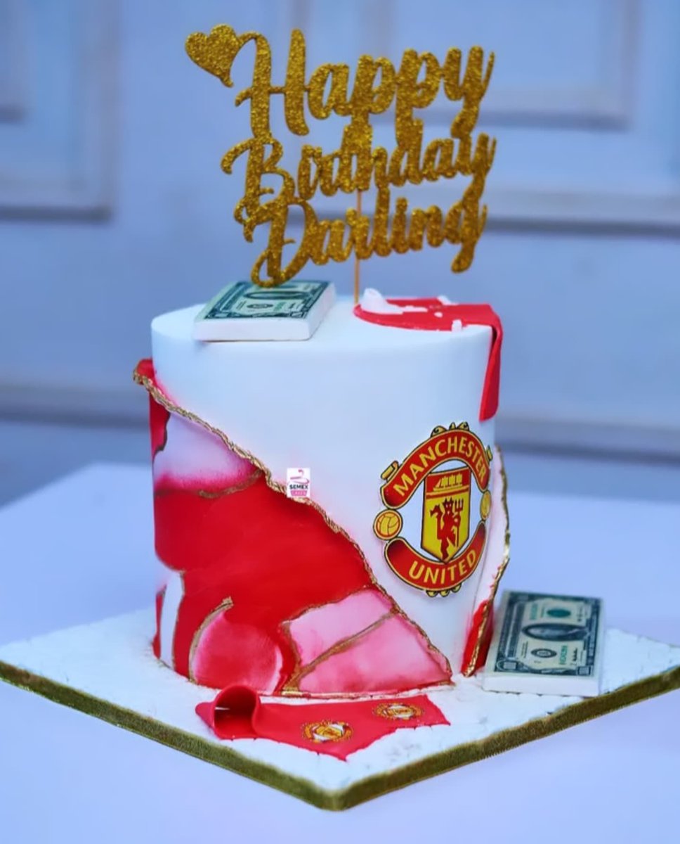 I_am_semex's tweet photo. It's a Manchester United football club themed Cake.

Semex Cakes 

#Manchester #manchesterunited #manchesterunitedcake #ManUcake #Manchesterunitedcakes #Semexcakes #semexcakes2025 https://t.co/cmj7o1qX0W