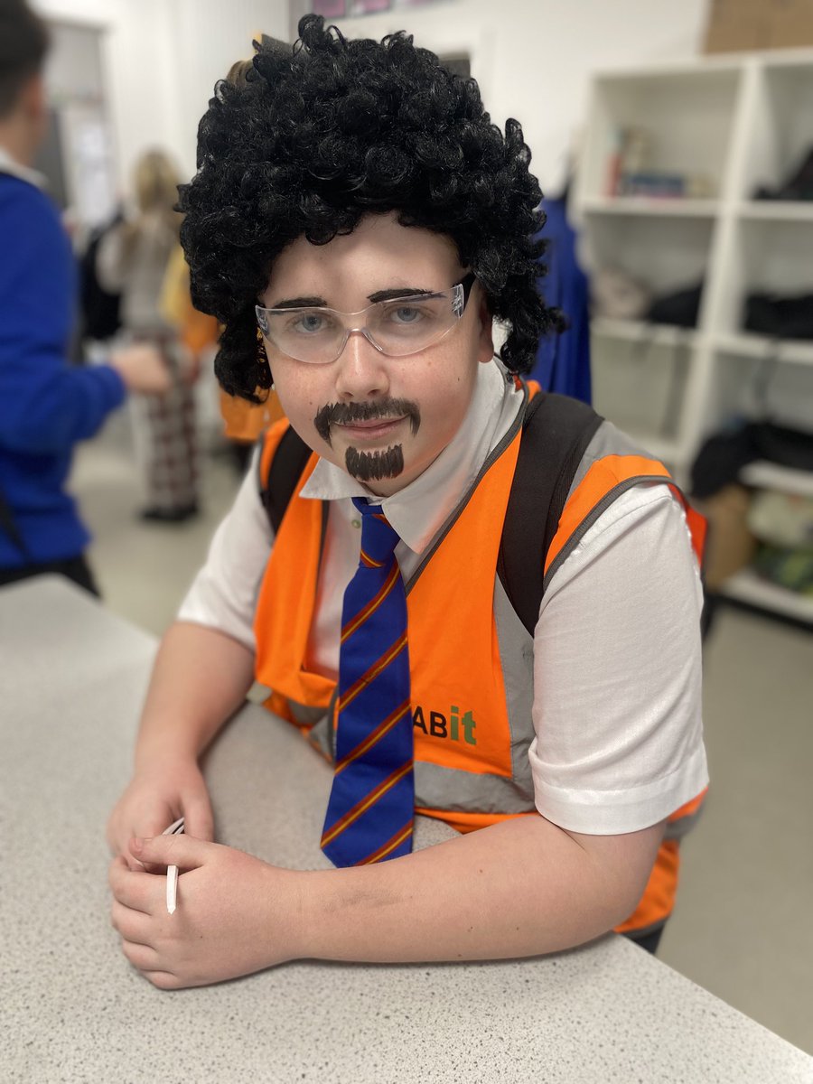 Fantastic effort 🌍 📖 <a href="/WorldBookDayUK/">World Book Day UK 📚</a> <a href="/WhitmoreHigh/">Whitmore High School</a> we had Alvin, Simon &amp; Theodore, Winne The Pooh, Mabel The Moo-Cows &amp; Bob the Builder ⚒️ 🪚 🧰