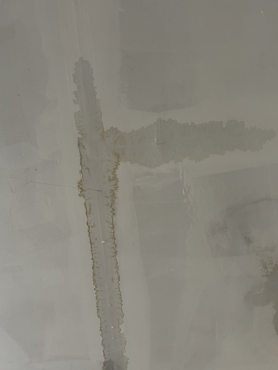 Zamolicu vas nesto. Neprijatno mi je  do bola. Osecam se ponizeno na max. Moram da menjam krov i to kosta oko 7-8k €. Taj novac nemam i ne mogu da ga stvorim iz redovnih prihoda. Da li mozete da mi pomognete da skupim i odradim 20 sajtova po 400e i skupim novac?