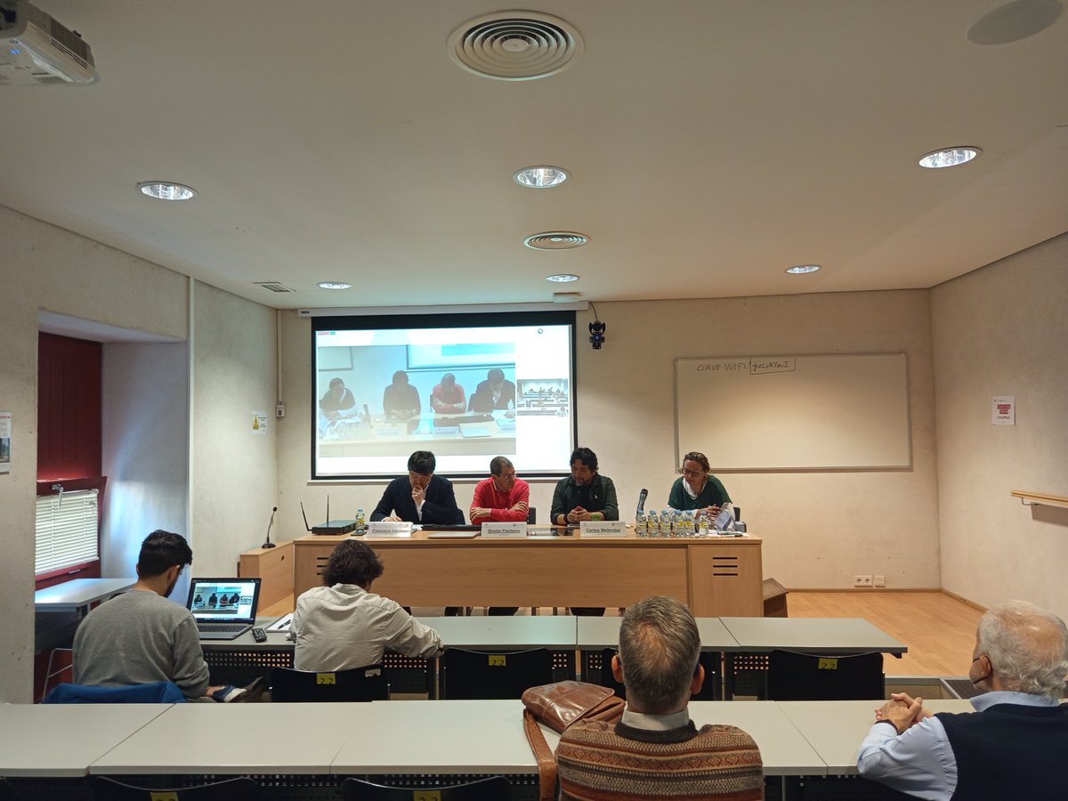 Nico_Miranda (@nico_miranda86) on Twitter photo Seguimos en el seminario "Amenazas a la democracia en América Latina" en el Instituto de Iberoamérica <a href="/iberoame/">Inst. de Iberoamérica</a> de la <a href="/usal/">Universidad de Salamanca</a>. Ahora en la mesa "menazas a la democracia: desinstitucionalización, exclusión, desconfianza" con Simón Pachano, <a href="/FcoSanchezL/">Francisco Sánchez</a> y Carlos Meléndez Seguimos en el seminario "Amenazas a la democracia en América Latina" en el Instituto de Iberoamérica <a href="/iberoame/">Inst. de Iberoamérica</a> de la <a href="/usal/">Universidad de Salamanca</a>. Ahora en la mesa "menazas a la democracia: desinstitucionalización, exclusión, desconfianza" con Simón Pachano, <a href="/FcoSanchezL/">Francisco Sánchez</a> y Carlos Meléndez
