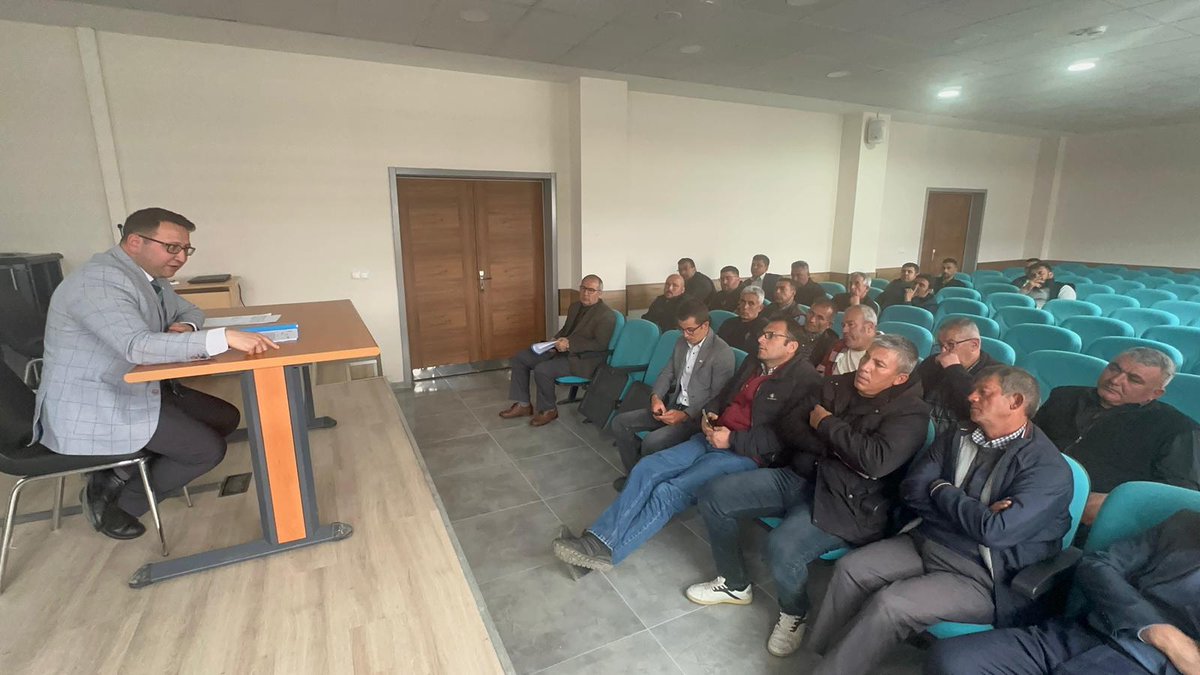 Köy ve Mahalle Muhtarlarımız a 3194 sayılı İmar Kanununun 39. Maddesi olan Metruk Binaları, 7201 Sayılı Tebligat Kanunu 21. maddesi olan Tebliğ İmkansızlığı ve Tebellüğden İmtina başlıklı maddesini ve Mekansal   Adres Kayıt Sistemi(MAKS) eğitimi verildi