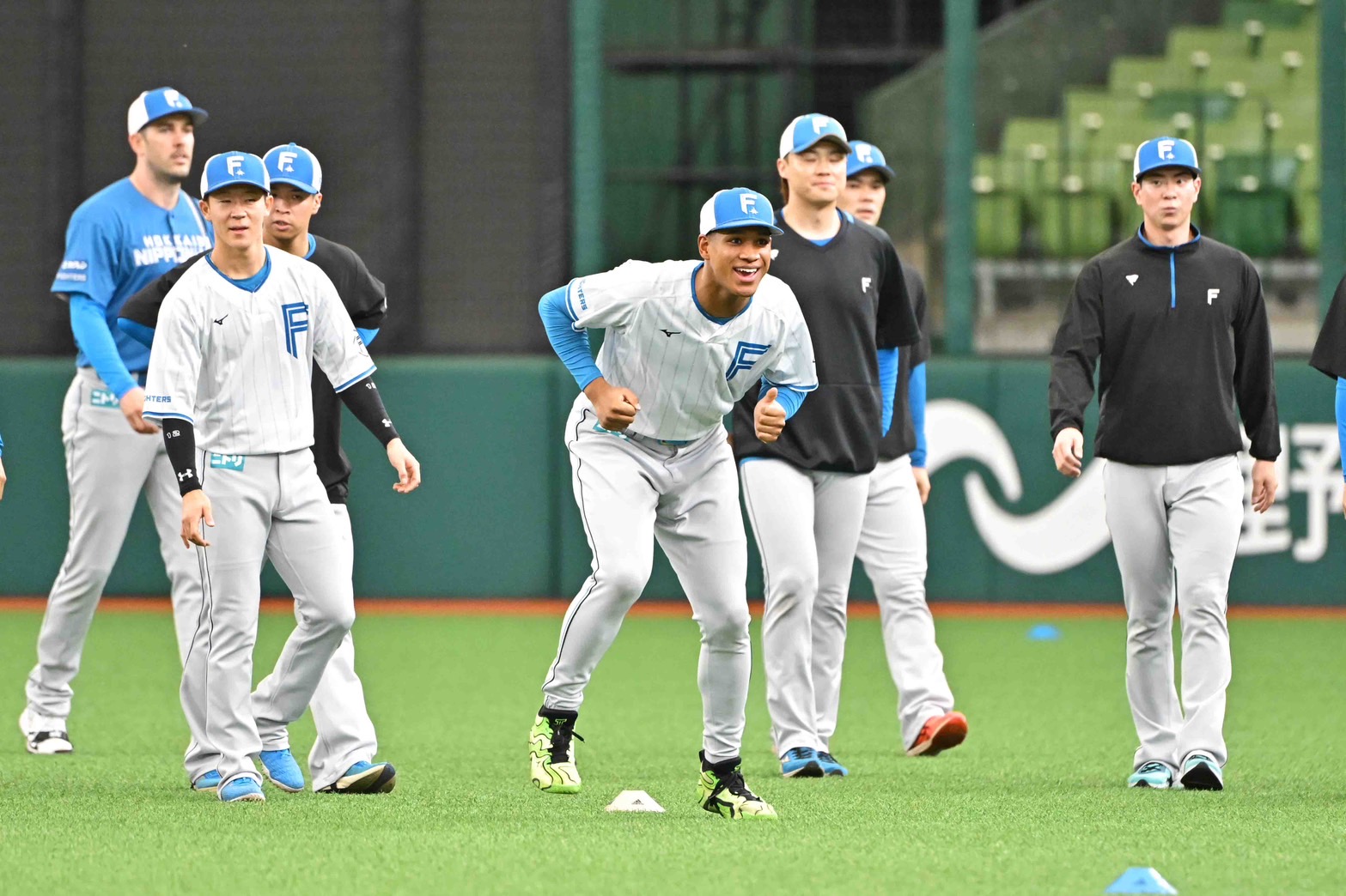 北海道日本ハムファイターズ公式 on X: 北海道日本ハムファイターズ公式 on X: