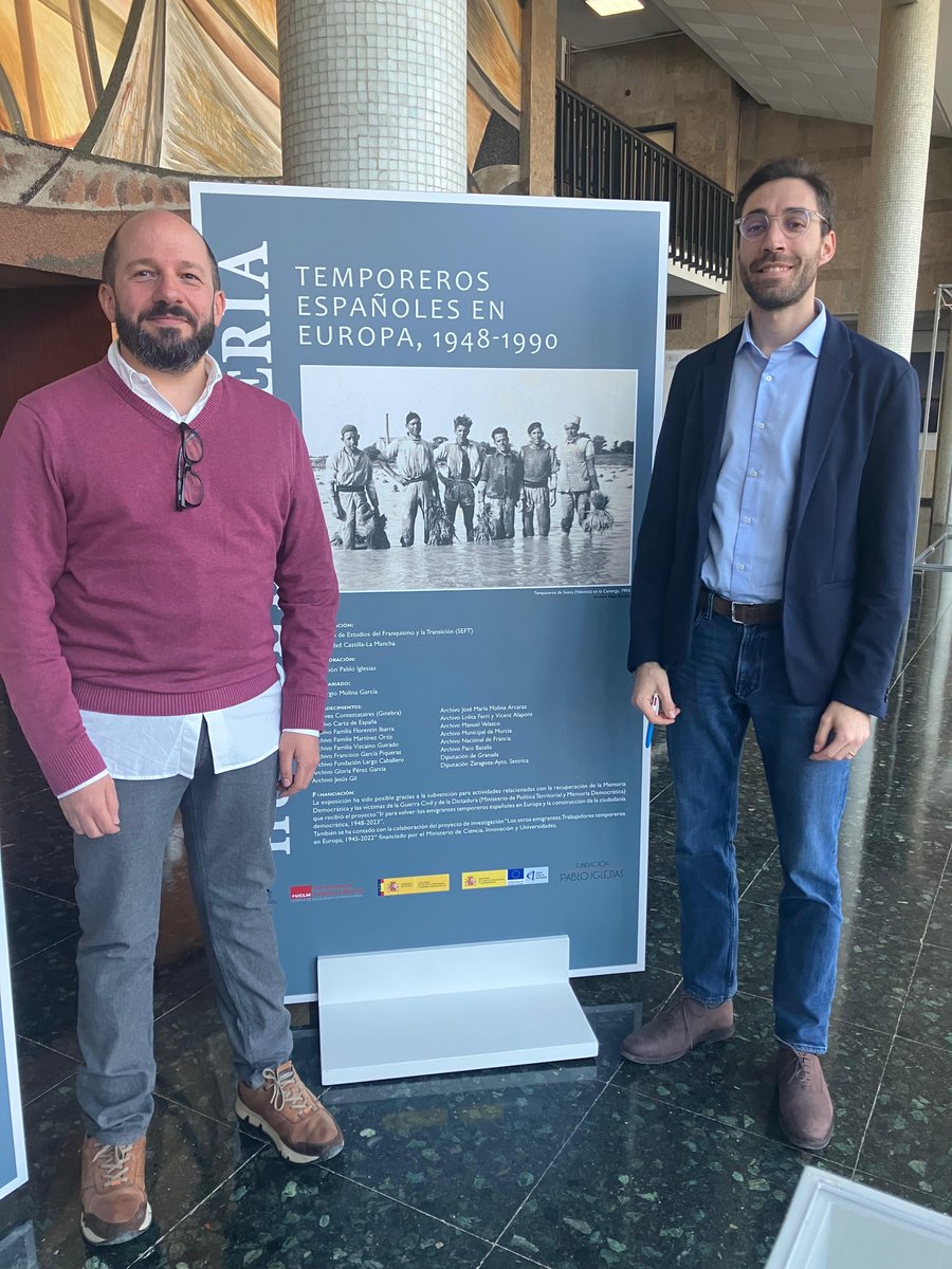 fpabloiglesias's tweet photo. En la inauguración de la Exposición: Huir de la miseria. #Temporeros españoles en Europa, 1948-1990 en Valencia
@DianaMorantR, @CienciaGob
Toni Morant, @HistoriaMod @UV_EG
@SergioMolinaGa6, @uclm_es https://t.co/zpHMH7oh2Y
