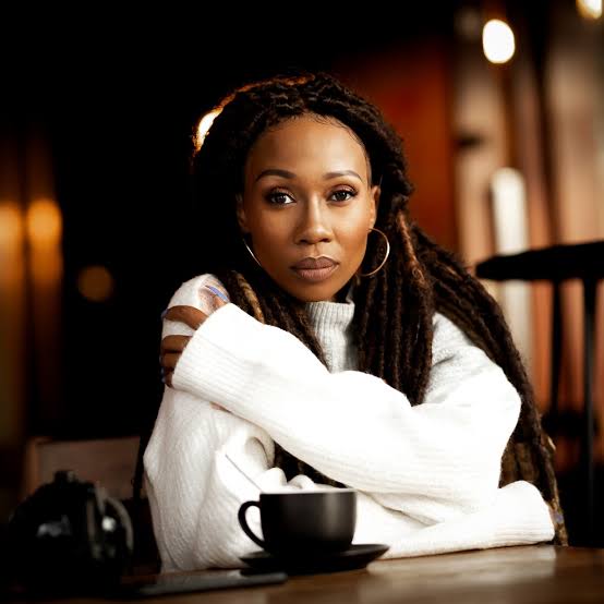 RADIO: 

Dineo Ranaka returns to Metro FM 

The incomparable radio personality and TV star will host  the "The Saturday Top 30". 

#KgopoloReports