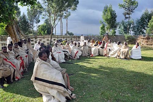 ETEmbassyJIB's tweet photo. #Fichee-Chambalaalla is a New Year festival celebrated by the Sidama people. @UNESCO inscribed it on the Intangible Cultural Heritage of Humanity list in 2015. The festival symbolizes renewal, unity, and cultural heritage through traditional songs and dance.🇪🇹 @Landoforigins https://t.co/UqV6iS5EGm