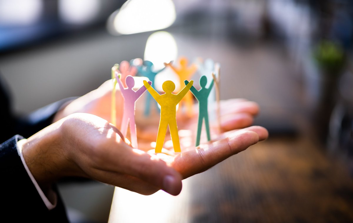 💼 <a href="/AEVEA_eventos/">AEVEA</a> renueva su #bolsadeempleo para conectar a profesionales y #agencias del sector de #eventos.

Cuenta con un buscador 🔎 que filtra las ofertas por tipología de puesto y provincia, facilitando así la búsqueda de oportunidades laborales.

👉 aevea.es/bolsa-de-empleo