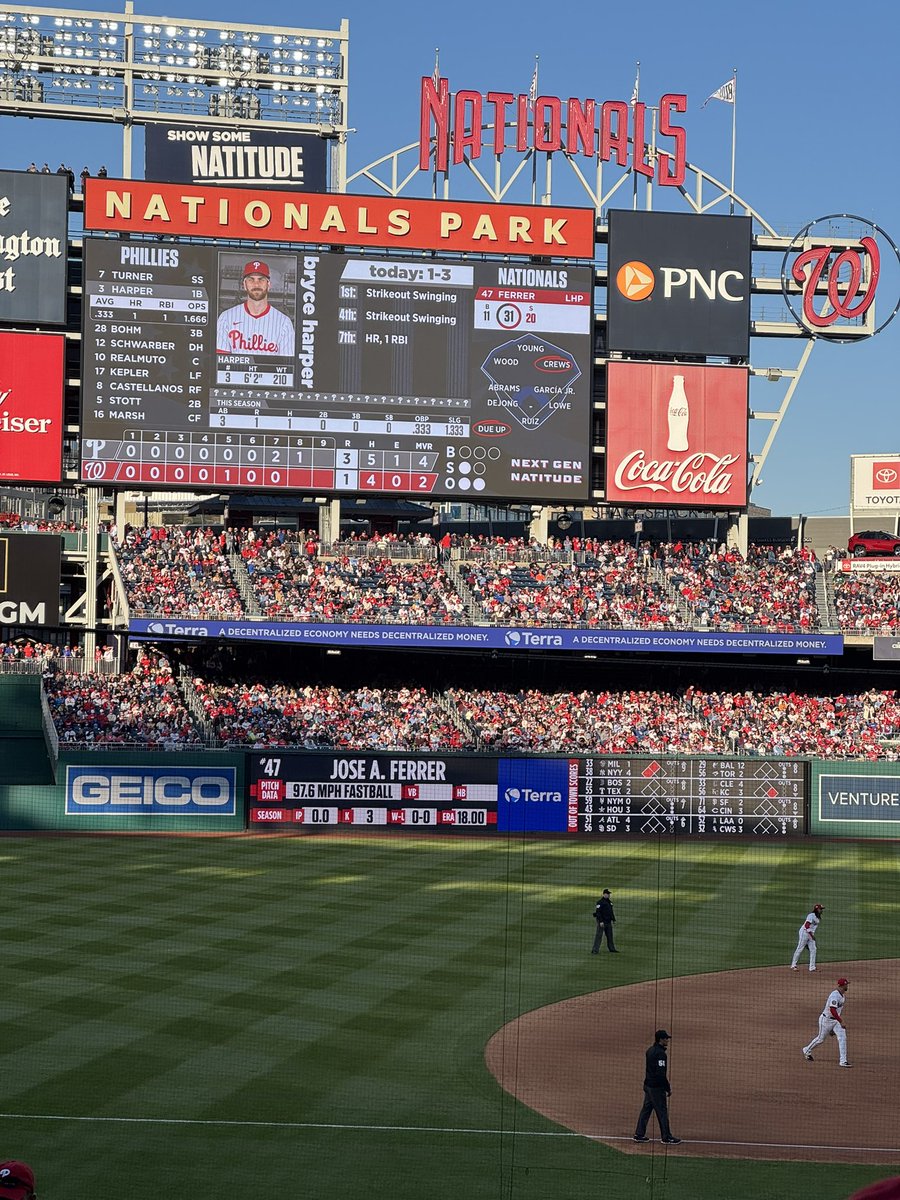 Brandon R ✈️ tweet media