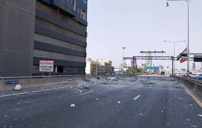 ทางด่วนลงดินแดง ปิดการจราจร เหตุเครนล้มฟาด เศษปูนกระจายขวางการจราจร รถผ่านไม่ได้

#แผ่นดินไหว #มติชนออนไลน์