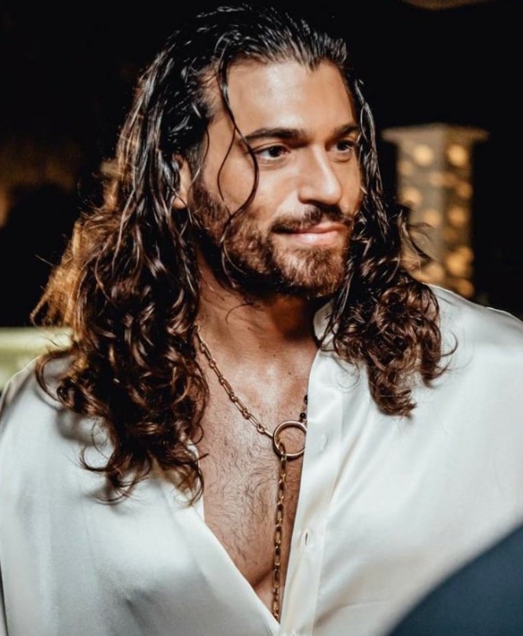 ☀️Dobré slunečné ráno Canynky. Konečně tu máme zase pátek. Tak ať ho prožijete v klidu a s dobrou náladou☕️🌹🥰🍀

#CanYaman 
#ElTurco

#CzechFansCanYaman