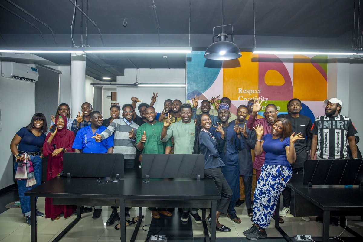 AltBankNg's tweet photo. Still feeling the energy from our Employee Appreciation Day!

Shoutout to the amazing team driving The Alternative Bank forward—you’re the real MVPs. 🙌

Want to thrive with us? → https://t.co/wqCkBC6xyU
#AltNative #PeopleFriday #employeeappreciationday https://t.co/zW54nH0Ag0