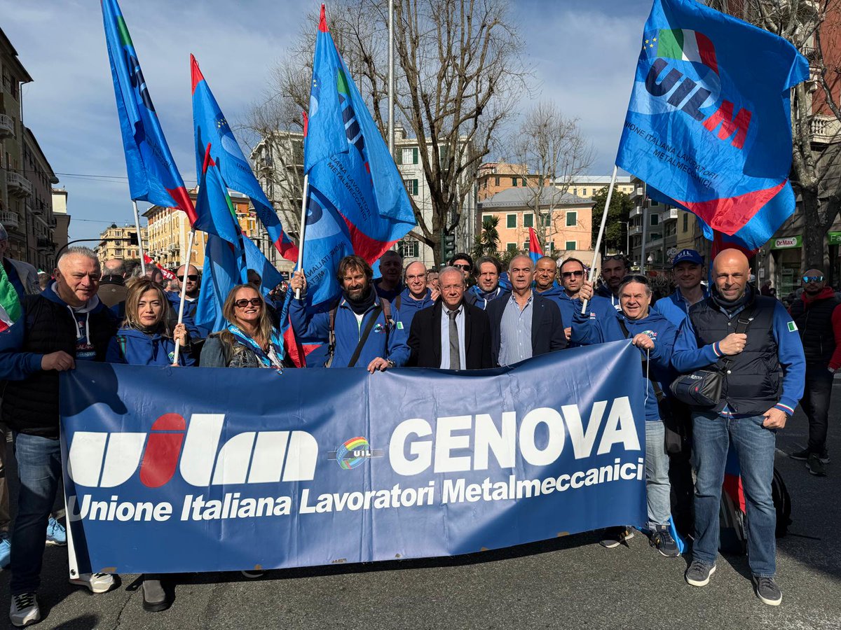 UilmGenova's tweet image. Sciopero sul rinnovo del CCNL dei metalmeccanici, la UILM presente!!