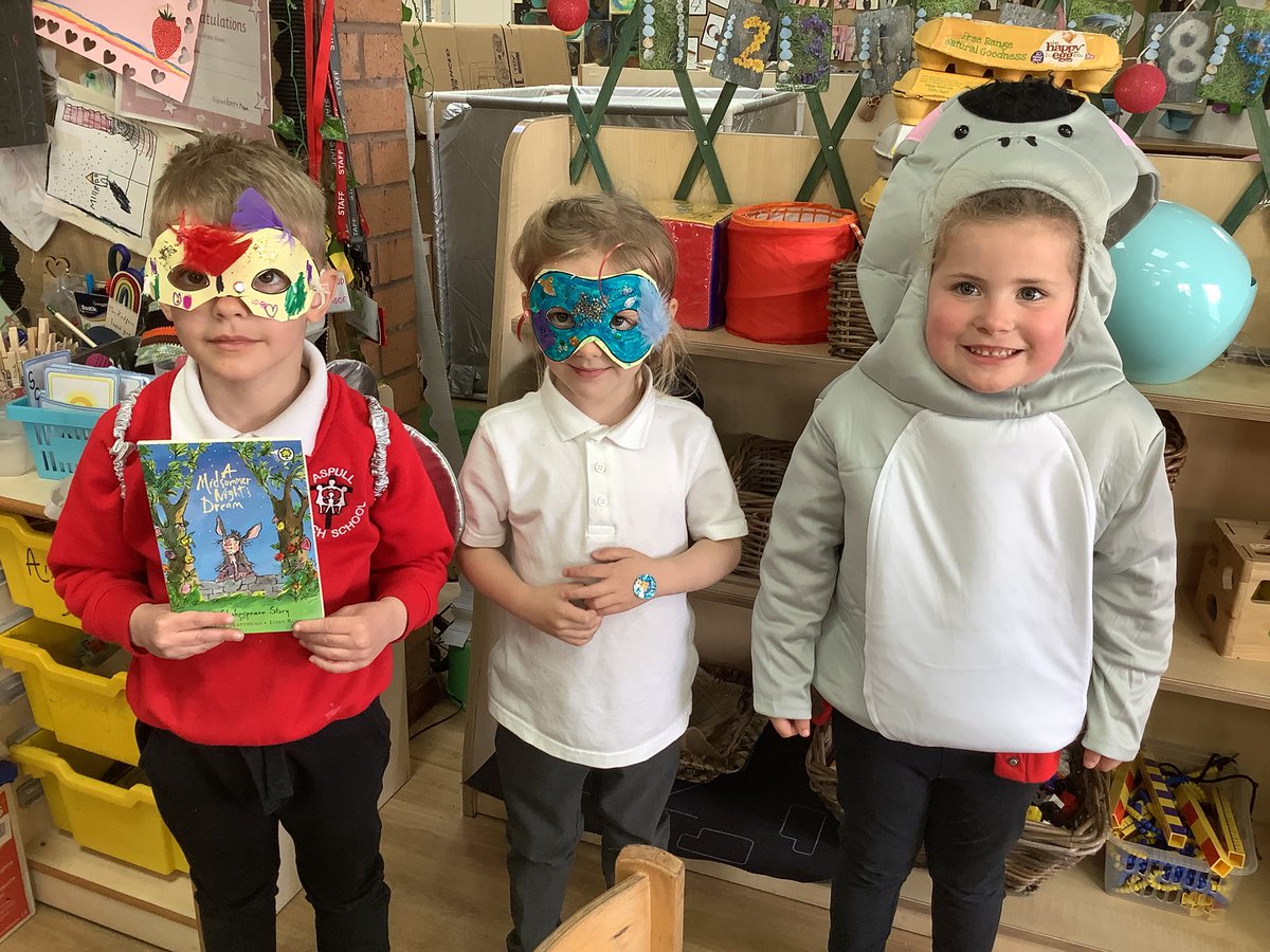 ClassRAspull's tweet image. We are enjoying learning about the fairies and Bottom in ‘A Midsummer Night’s Dream’ for #ACPSShakespeareWeek #ACPSShakespeare #ACPSEYFS