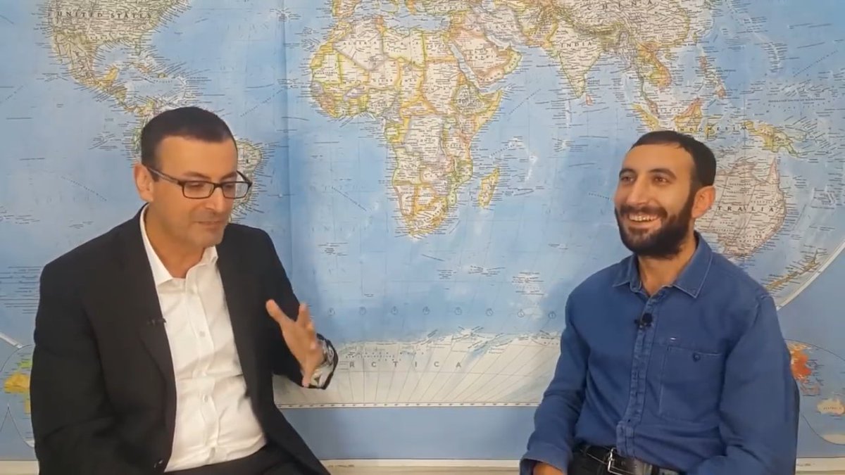 Değerli ekonomist Evren Devrim Zelyut'u bu sabah kaybettiğimizi öğrendim. Teşriki mesai şansına da eriştiğim Devrim ağabeyi bilgisi ve birikiminin yanında büyük nezaketi ve insancıllığı ile hatırlayacağız. Allah rahmet eylesin. Ailesine ve tüm sevenlerine başsağlığı dilerim.