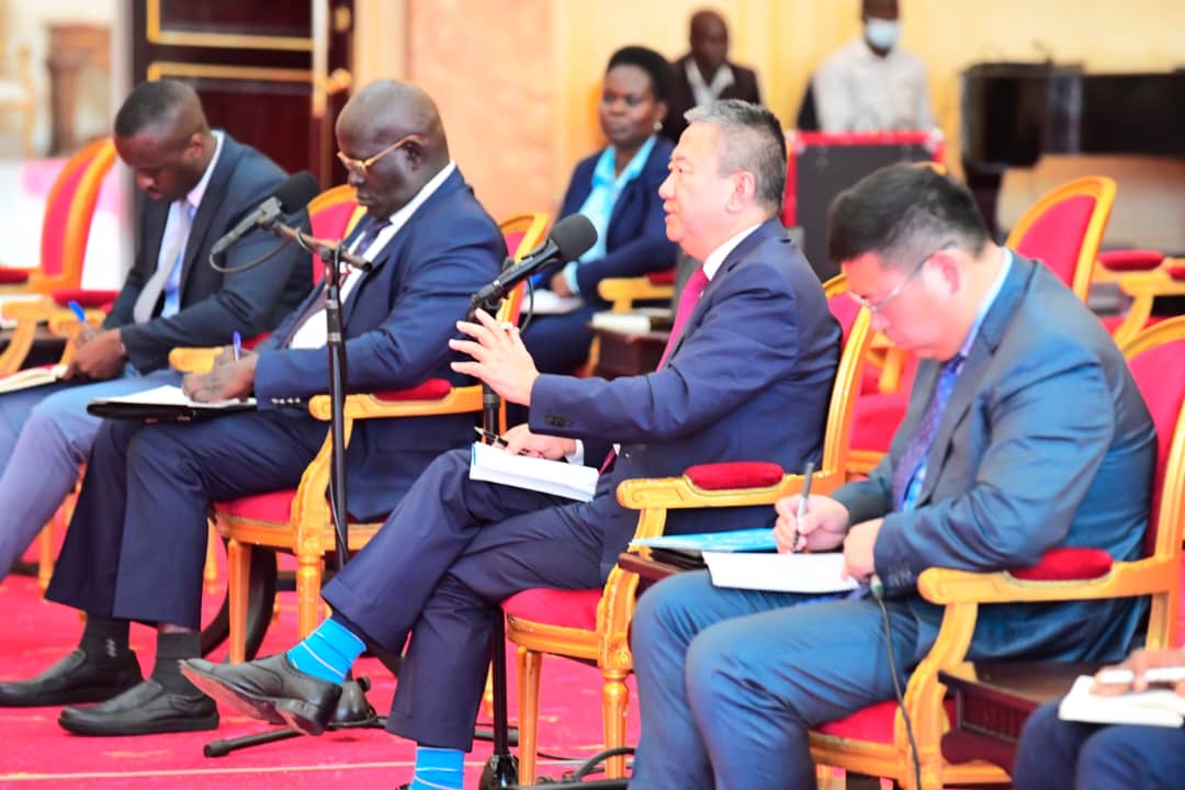 Huang Xia 🇺🇳 (@huangxia16) on Twitter photo After visiting Kinshasa, Nairobi, Bujumbura, and Luanda, I had the pleasure of meeting with H.E. President <a href="/KagutaMuseveni/">Yoweri K Museveni</a> in Kampala. We focused on urgent steps to deescalate tensions and pathways to a lasting peace, including preparations for the 12th ROM Summit in Kampala. After visiting Kinshasa, Nairobi, Bujumbura, and Luanda, I had the pleasure of meeting with H.E. President <a href="/KagutaMuseveni/">Yoweri K Museveni</a> in Kampala. We focused on urgent steps to deescalate tensions and pathways to a lasting peace, including preparations for the 12th ROM Summit in Kampala.