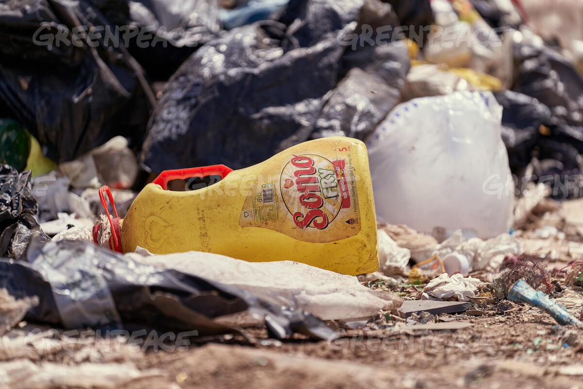 Stephenstephano's tweet image. Each year, we embark on a journey to challenge the broken plastics system by taking part in the Plastic Free July challenge
pages.greenpeaceafrica.org/global-plastic…
#RefillReuseRocks
#ZeroWasteAfrica 
#BreakFreeFromPlastics