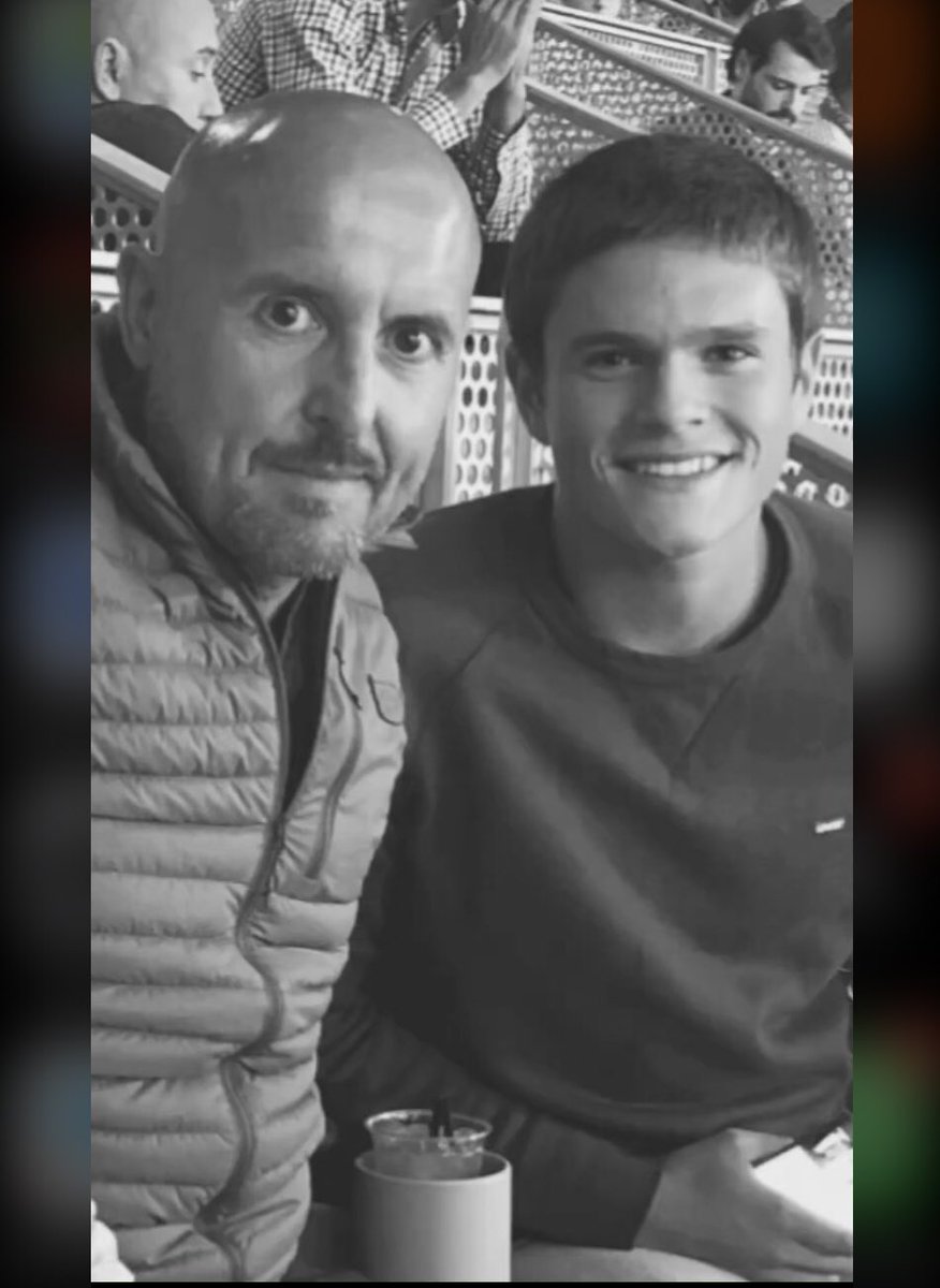 Pasa la vida y, que siga pasando , en tan buena compañía .
<a href="/Martoinj5/">Martin Pascual</a> un amigo para toda la vida , una buena persona en quien fijarse .