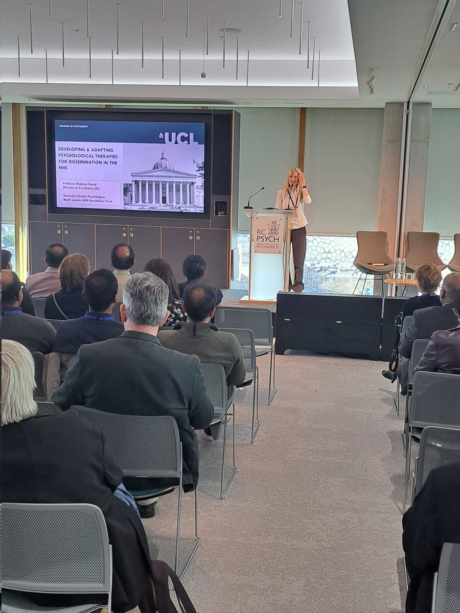 Another fantastic plenary in session at the Faculty of Old Age Psychiatry <a href="/rcpsychOldAge/">Old Age Psychiatry 🌈</a> conference 2025. Dr Bhattacharyya is chairing the plenary; we had Dr Suzanne Reeves deliver the first talk, and Dr Rebecca Gould is speaking now.
#OAPsych2025