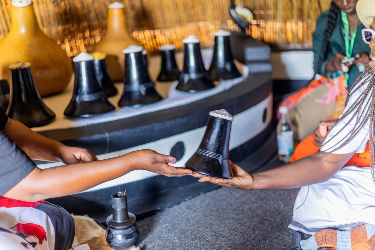 LoneWalker_256's tweet photo. Payday just got better!
Step into the vibrant world of @kaynelafarmsltd, where every visit is an adventure—sip on the creamy Ankole milk, stroll among exotic animals like emus and llamas, and take home the freshest farm produce.
#PaydayTreat #KaynelaFarms #FreshAndLocal https://t.co/RvH9SYZHny