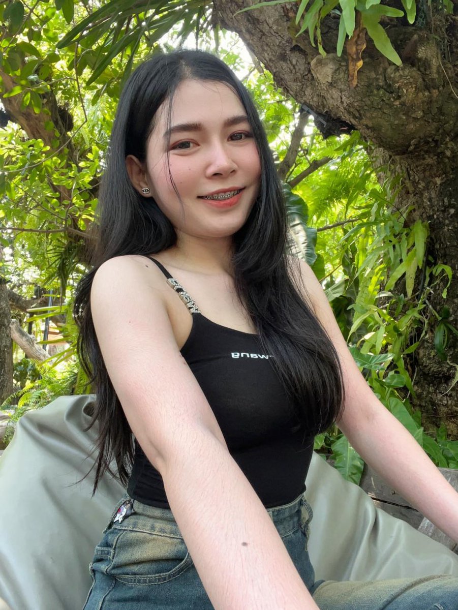 เมื่อไหร่มีคนพาเที่ยวสักที เหงาจัง😝😜
#โสด #นครสวรรค์ #ไม่รับงาน #ไม่คุย18+
ไอดีไลน์ maymay_199
อยากรู้จักก็ทักมาได้😜 😜😜