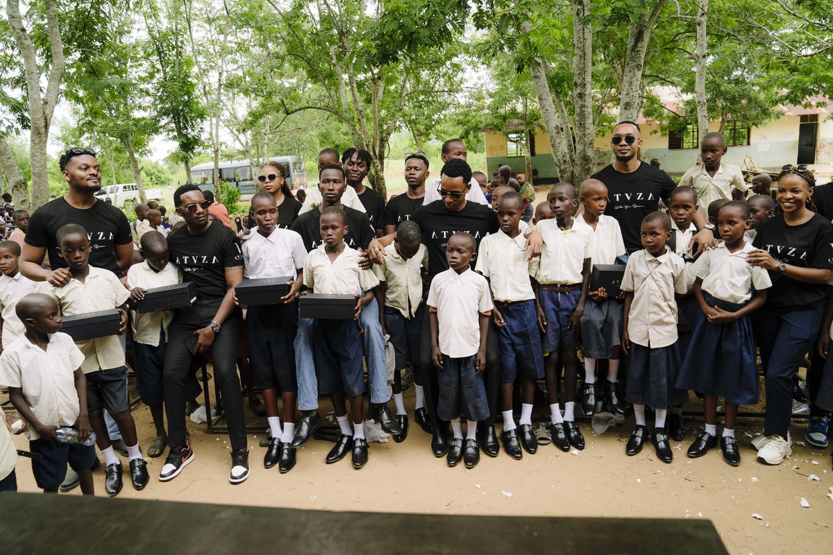 atuzankurlu's tweet photo. As part of our 5th Anniversary, we donated 100 pairs of school shoes to students at Miyombo Primary School in Magindu ward, Kibaha, Pwani region.

This initiative “Walk Your Dream” reflects our commitment to social impact ensuring that every child has access to basic necessities. https://t.co/WQP0PM8hYH
