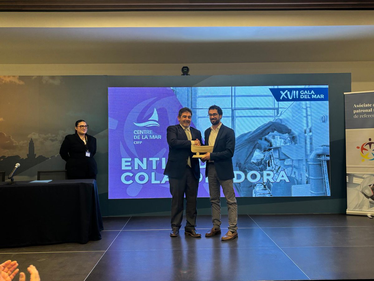 conselleriaEOE's tweet photo. ⛵️ Sempre de la mà amb el sector nàutic, bàsic per impulsar l'economia de #Balears.

🏆 Ahir participàrem en la XVII Gala del Mar, organitzada per #AENIB, on el @CrnNautica del  @SOIBgoib va rebre un guardó per la seva feina i trajectòria.

Enhorabona a tots els premiats! https://t.co/7o6NzbT5SI