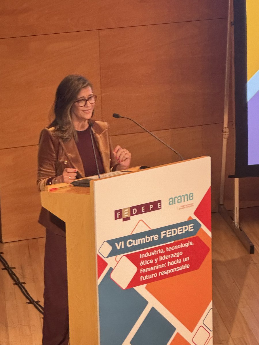 glopezsoriano's tweet photo. Arranca la VI Cumbre FEDEPE, que este año se celebra en Zaragoza en conjunto con @aramearagon y la primera ponencia D. Luis de Guindos, vicepresidente del BCE
#VICumbreFEDEPE #ARAME #LOPEZSORIANO https://t.co/CZCxEn9oXj