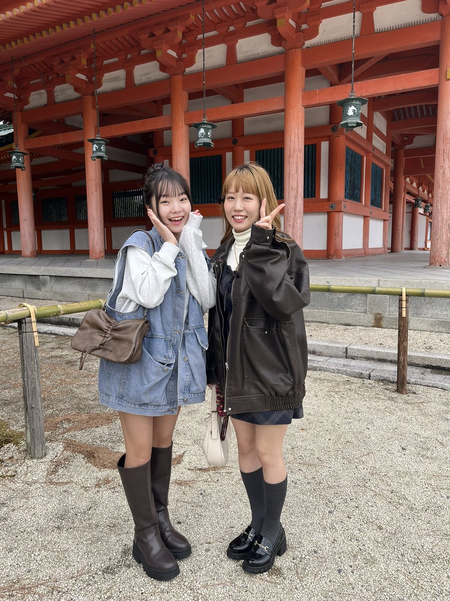 rioka_swi's tweet image. さて？ここはどこでしょう？
#question #問題 #オフィスミナミカゼ #澤井梨丘 #姉妹 #お姉ちゃん #澤井朱香 #春休み