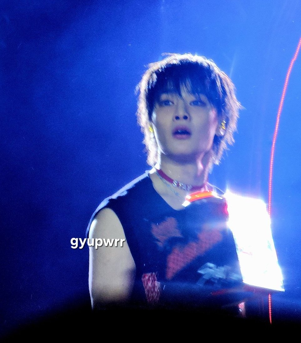 top_ayen's tweet photo. HE IS SO  BEAUTIFUL https://t.co/4X4UYdIU18
