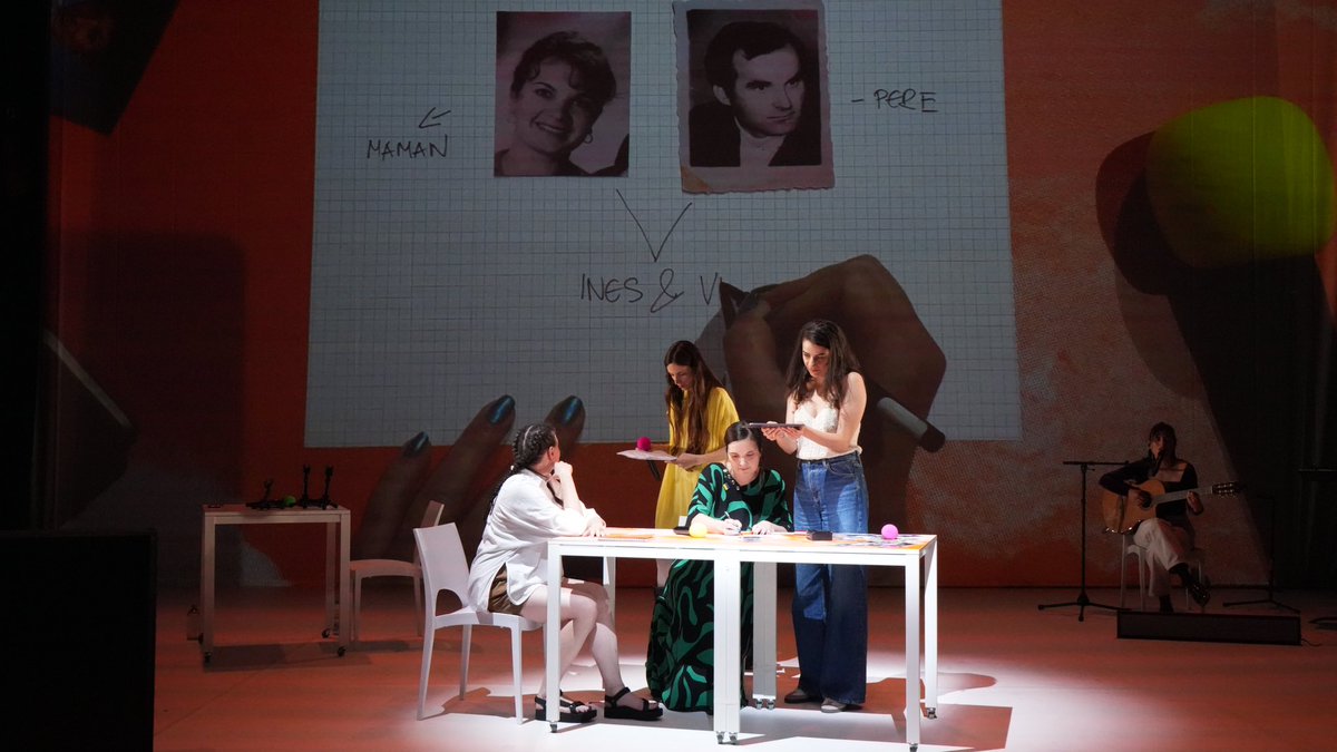 Ami•es de Paris c’est ce soir à Choisy le Roi 🎆🎆🎆 VIVANTES • 🇺🇦🇸🇾🇧🇦Oksana arrive de Kyiv • Inès de Sarajevo • et quelqu’un vient juste d’arriver de Syrie 🥹 20:00 au théâtre cinéma de Choisy (RER C 3 stations de St Michel )