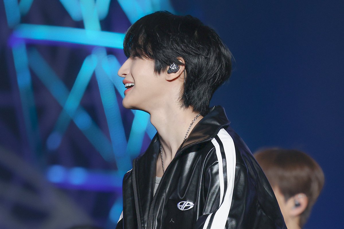 250323 HQ

#에이티즈 #ATEEZ 
#성화 #SEONGHWA