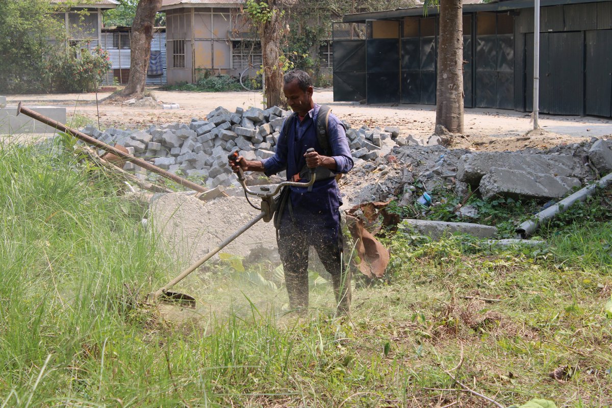 On 26.03.2025, a mass cleanliness activity was taken up in the campus in observance of Swachhata Pakhwada 2025.