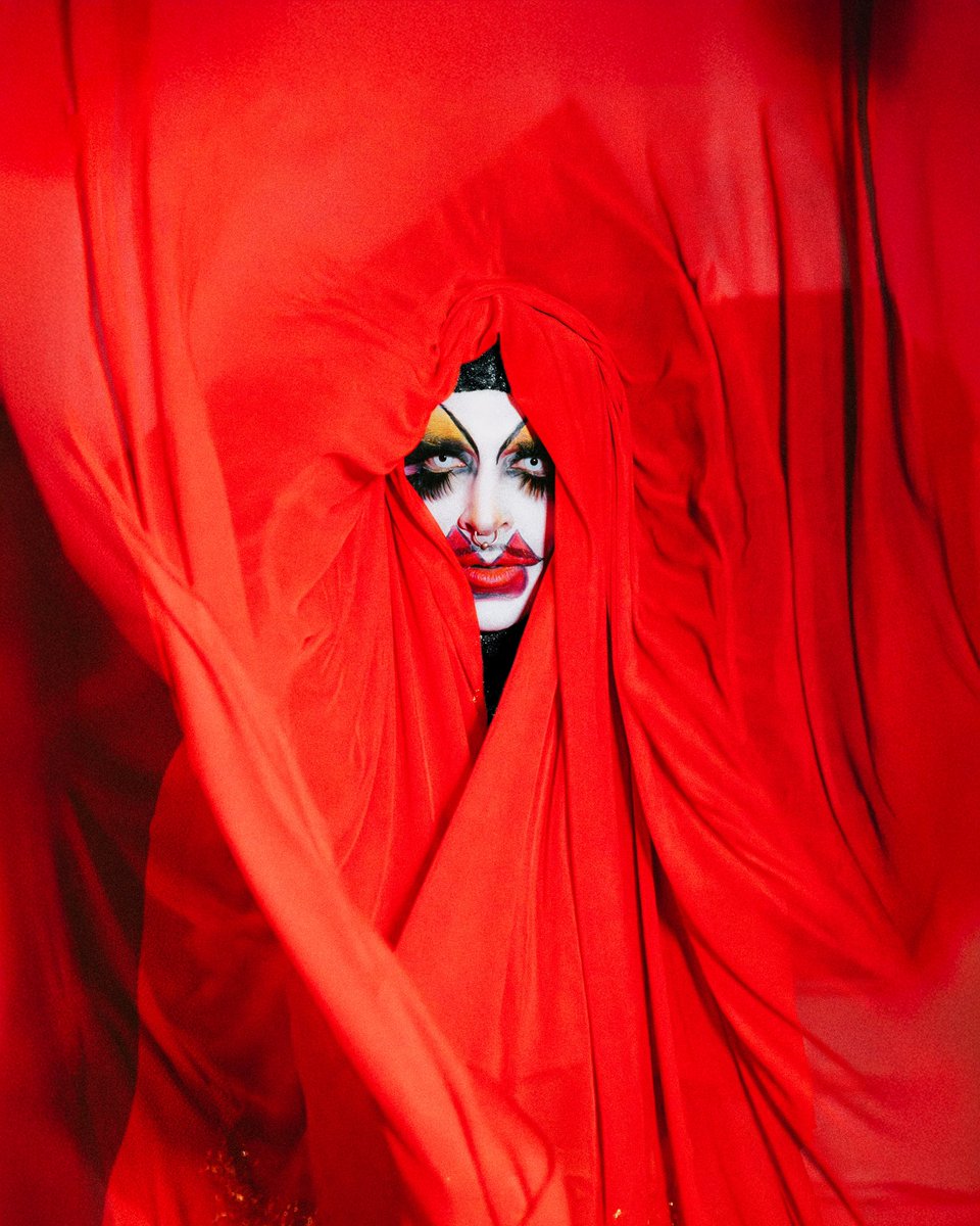 A new ERA just started 

este 2025 estoy tremendamente feliz ❤️‍🔥 aunque la salud me ha ralentizado aquí vamos y aquí seguimos!!! Che voglia di tornare in Italia e di scoprire città nuove 🇪🇸🇮🇹🇲🇽🇬🇧🇺🇸…