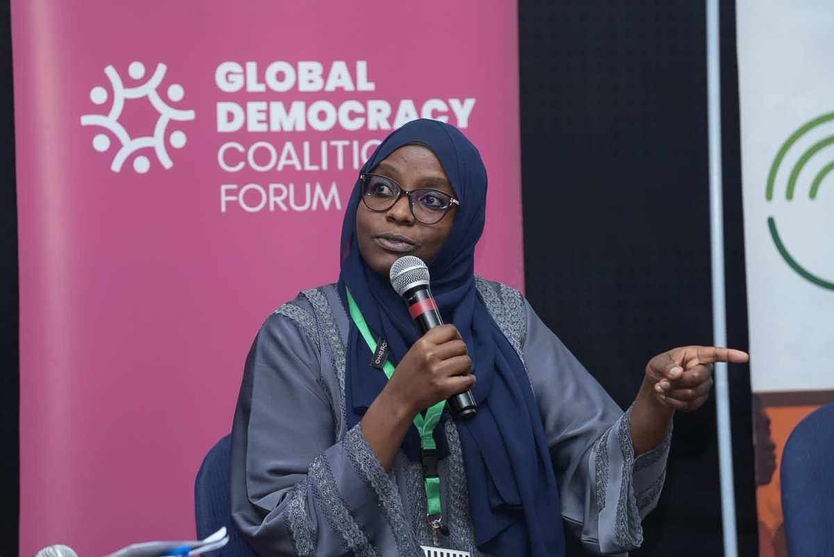 TheYouthCafe's tweet photo. 🗣️ @Zaina_Kombo on Democracy, Human Rights & Justice at #GDCForum2025

"Strengthening the democratic framework is crucial to eliminating impunity." – Zaina Kombo

✅ Sovereign power belongs to the people—speak out & demand accountability!
✅ Active civic engagement is the key to a thriving democracy.
✅ Justice & democracy go hand in hand—silence enables injustice.

💡 How can we empower more citizens to hold leaders accountable? Drop your thoughts below!

#GDCForum2025 #ThankYouDemocracy #HumanRights #JusticeMatters #CivicEngagement #DemocracyInAction