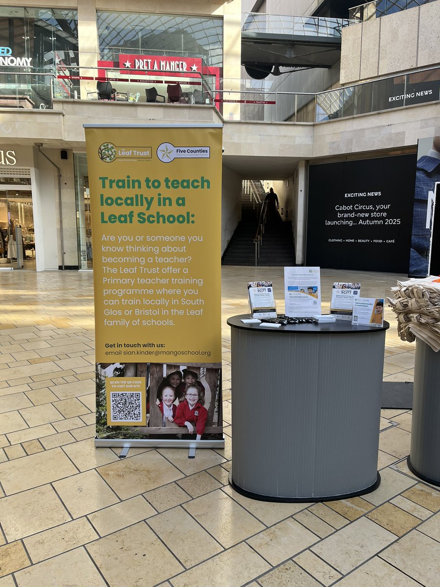We’e at Cabot Circus today spreading the word about what a rewarding career teaching is! The South West is a great place to start your teaching journey