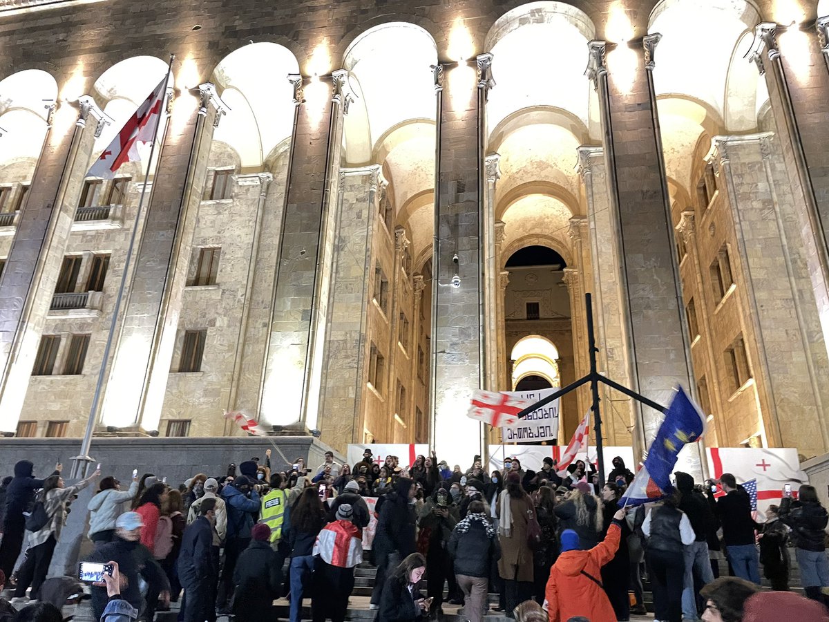 alexkavtaradze_'s tweet image. Friends, as many of you already know all the funds helping out with paying the fines of the protestors have been frozen. So, we’re collecting funds individually. I now have to collect 500 Gel. (roughly: 180 $/165 €/140£) for a close friend. Details below 👇🏻