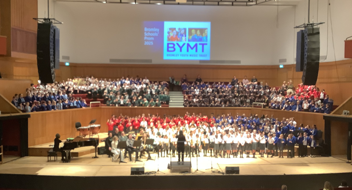 Congratulations to Raglan Melodies who sang in the Mass Choir on Monday night at Croydon Fairfield Halls!