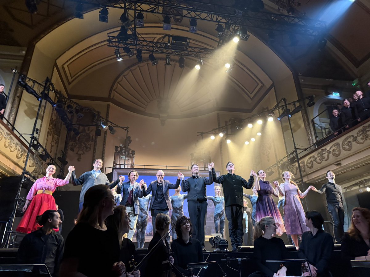 RuthFEvans's tweet image. Sublime evening @LHandelFestival double bill opera ‘Apollo e Dafne/The Choice of Hercules’ opening night. Stunning performances by @lanuovamusica David Bates & all the cast (including dancers from New English Ballet Theatre)-dir. Thomas Guthrie. Performances running until Sat.
