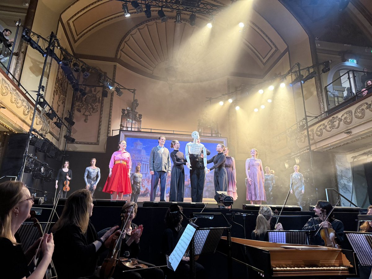RuthFEvans's tweet image. Sublime evening @LHandelFestival double bill opera ‘Apollo e Dafne/The Choice of Hercules’ opening night. Stunning performances by @lanuovamusica David Bates & all the cast (including dancers from New English Ballet Theatre)-dir. Thomas Guthrie. Performances running until Sat.