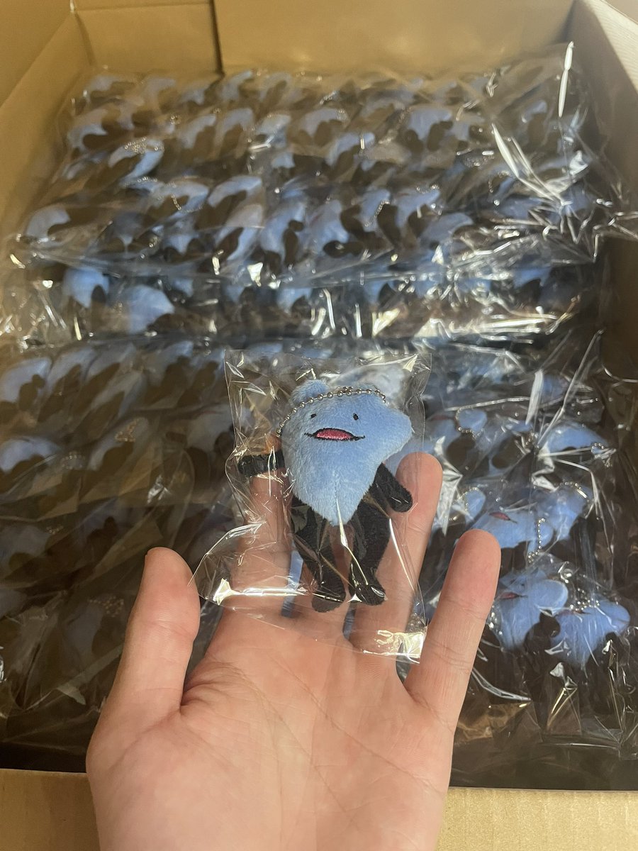 🌊🌊🌊販売再開します湖🌊🌊🌊

『びわ湖くんチビぬいストラップ』

biwakokun.thebase.in/items/80636763
販売記念にフォロー&amp;リツイートで抽選で10人にプレゼントします湖
できたらYouTubeも登録してくれー
さよなら転売ヤー

※発送えぐいからまず100湖販売します湖