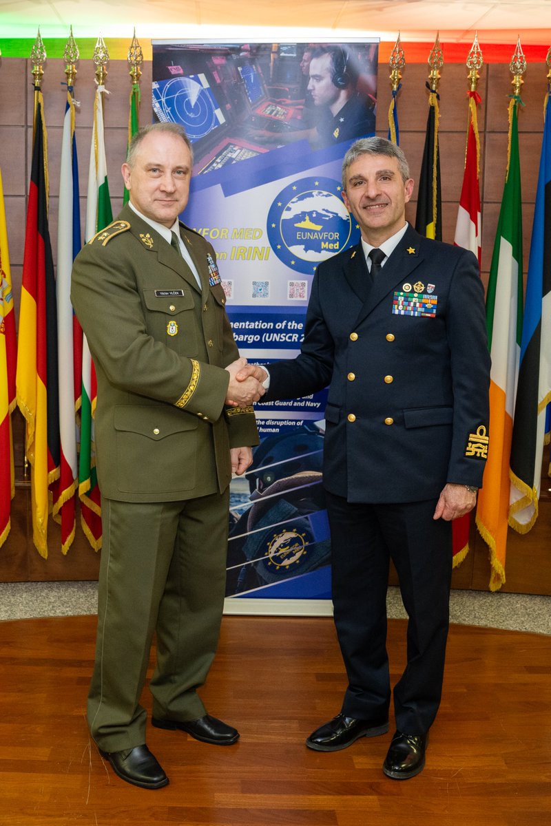 Operation EUNAVFOR MED IRINI (@eunavfor_med) on Twitter photo On the 27th of March, Rear Admiral Valentino RINALDI, <a href="/EUNAVFOR_MED/">Operation EUNAVFOR MED IRINI</a> #IRINI 🇪🇺 Operation Commander (OPCDR), welcomed Major General Vaclav VLCEK MSc, Commander of the Czech 🇨🇿 Operations Command, at the Operational Headquarters (OHQ) in Rome 🇮🇹.
operationirini.eu/visit-of-the-c… On the 27th of March, Rear Admiral Valentino RINALDI, <a href="/EUNAVFOR_MED/">Operation EUNAVFOR MED IRINI</a> #IRINI 🇪🇺 Operation Commander (OPCDR), welcomed Major General Vaclav VLCEK MSc, Commander of the Czech 🇨🇿 Operations Command, at the Operational Headquarters (OHQ) in Rome 🇮🇹.
operationirini.eu/visit-of-the-c…