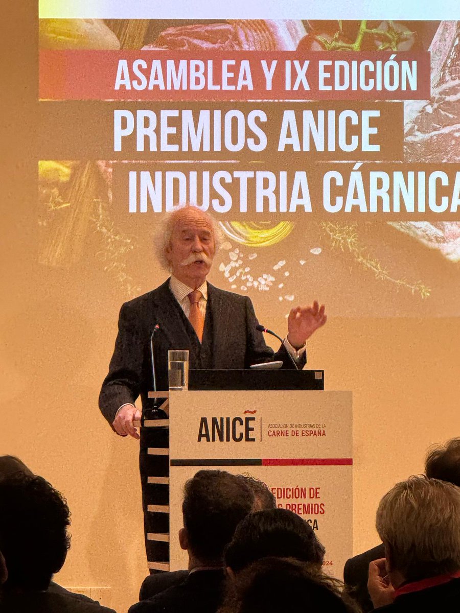 industrialesand's tweet photo. 👏🏽 Felicitamos a nuestro colegiado Julio Revilla Saavedra, galardonado esta semana con el Premio ANICE 2024 a la Trayectoria Empresarial.

@ANICE_ES ha reconocido su capacidad de liderazgo a largo de su vida profesional, que le ha llevado a cosechar numerosos reconocimientos 🚀 https://t.co/bI2Pvga0kQ