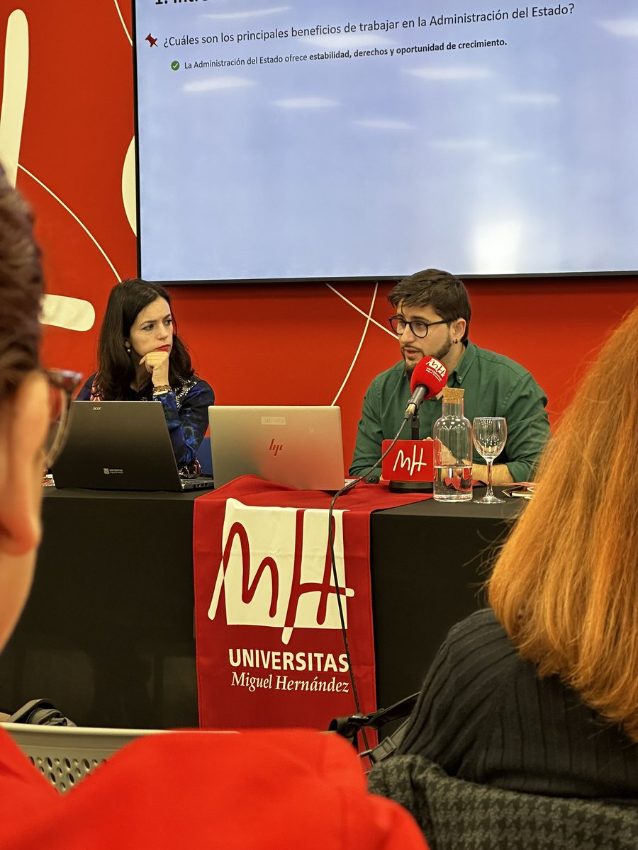 Hoy estamos en las III Jornadas Hablemos de #discapacidad en el Aula Plaça de Baix de la <a href="/UniversidadMH/">UMH</a> con <a href="/UMH_igualdad/">Unidad Igualdad UMH</a>