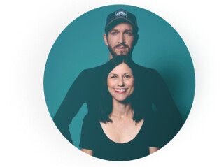 Hoy me apetece hablaros de Delafé y las Flores Azules (<a href="/DFAmusic/">Delafé y Las Flores Azules</a>), una banda brillante que logró tener un estilo único dentro de la escena "indie" española. Un grupo que brilló con luz propia y que merece ser recordado. 🧵