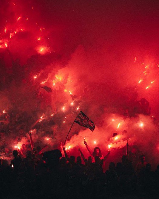 _jaocorinthians's tweet photo. ISSO É CORINTHIANS
ISSO É FIEL TORCIDA

QUE TORCIDA ESPETACULAR
INCRÍVEL, MARAVILHOSA

JAMAIS COMPAREM A TORCIDA MEDÍOCRE DE VOCÊS COM A NOSSA

SOMOS A MELHOR TORCIDA DO PLANETA TERRA

"o Corinthians não é um time que tem uma torcida, o Corinthians é uma torcida que tem um time" https://t.co/CjccyY3VB4