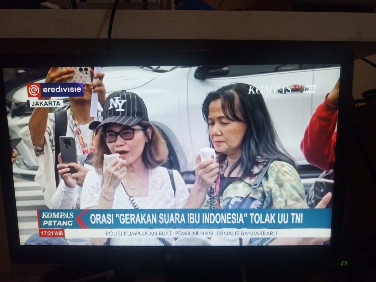 Lho...? Lho...? 'Nggak Bahaya, Ta...???

<a href="/KompasTV/">KOMPAS TV</a> mulai menyuarakan aksi 
#TolakUUTNI 
#TolakDwifungsiTNI