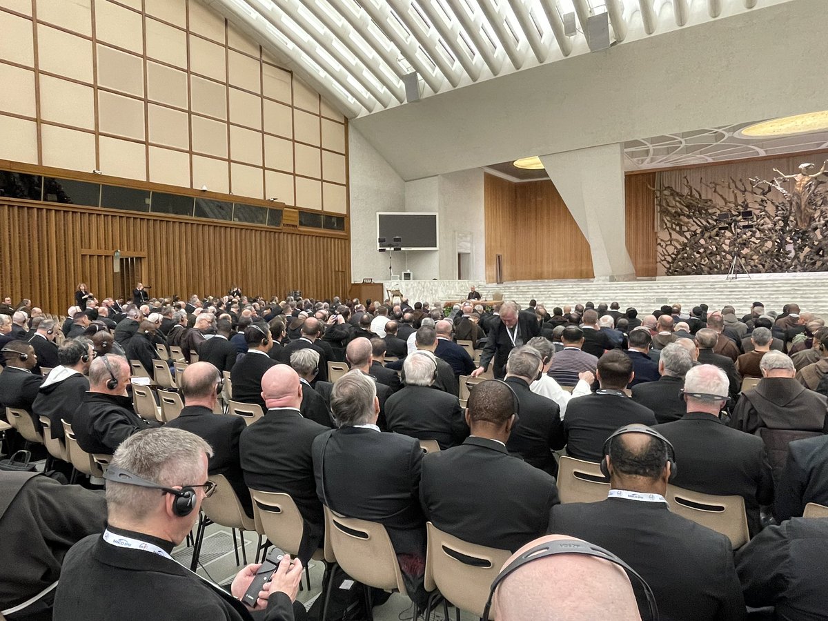 davidebanzato's tweet photo. โจ Oggi ha avuto inizio il primo dei tre giorni del #Giubileo dei #MissionaridellaMisericordia un tempo di #formazione #preghiera e #missione vivendo anche la dodicesima edizione delle #24OreperilSignore
@Evange_it @Iubilaeum_25 #Giubileo2025 https://t.co/8C4knibdvg