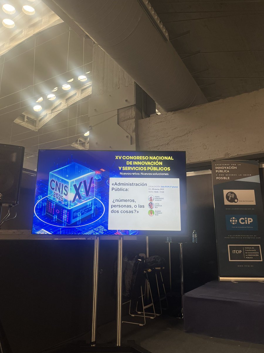 «ADMINISTRACIÓN PÚBLICA: ¿NÚMEROS, PERSONAS, O LAS DOS COSAS?»

Escuchando, aprendiendo y cogiendo la deas en esta Mesa redonda con <a href="/anhermoreno/">Nono Hernández-Moreno</a> <a href="/luciaquirogarey/">lucia quiroga rey</a> y <a href="/AlvaroSRCX/">Álvaro Serrano Ruiz</a>  en la segunda jornada de <a href="/congresoCNIS/">Congreso CNIS</a> 👏👏